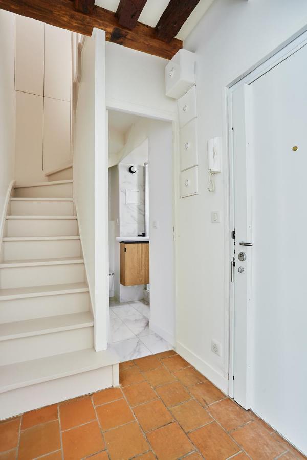 Apartment Louvre Museum By Studio Prestige Paris Exterior photo